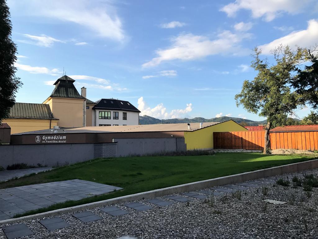 Penzion V Inom Svete Zsolna Kültér fotó